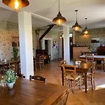 Con Cucina Il Favaio Farma