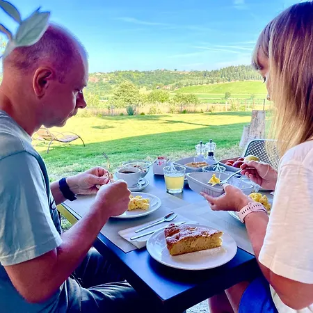 Con Cucina Il Favaio Séjour à la ferme *