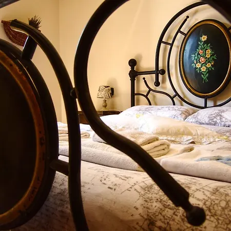 مزرعة للإقامة Con Cucina Il Favaio Paciano