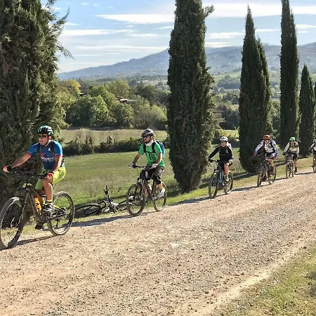 Κατάλυμα σε φάρμα Con Cucina Il Favaio *