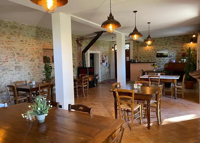 Con Cucina Il Favaio Séjour à la ferme