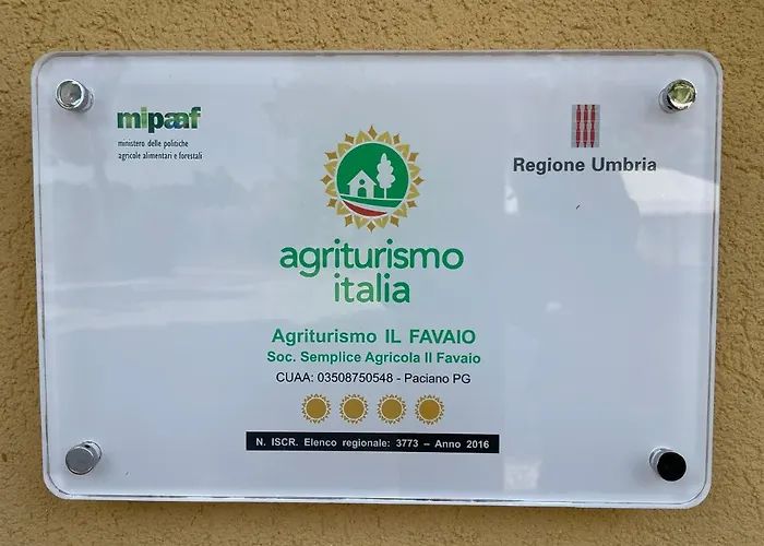 Con Cucina Il Favaio Séjour à la ferme